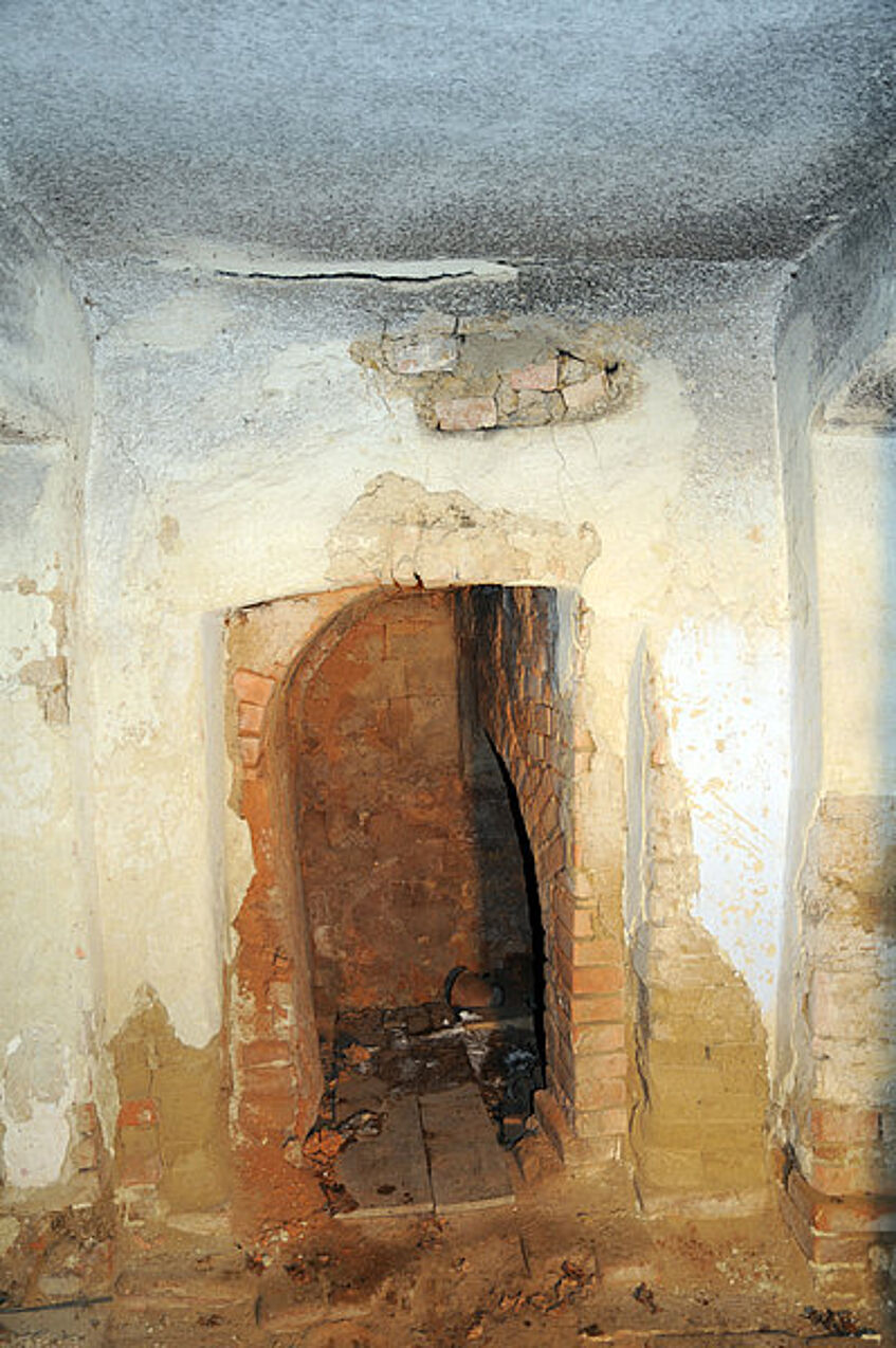 kiln loading door